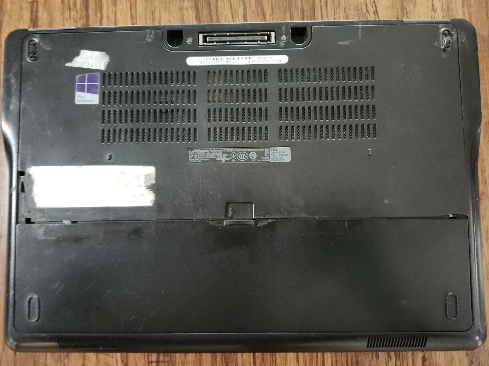 Dell Latitude E7450 14″ Intel i5-5300U 16 GB Case DMG No SSD BATT 69%