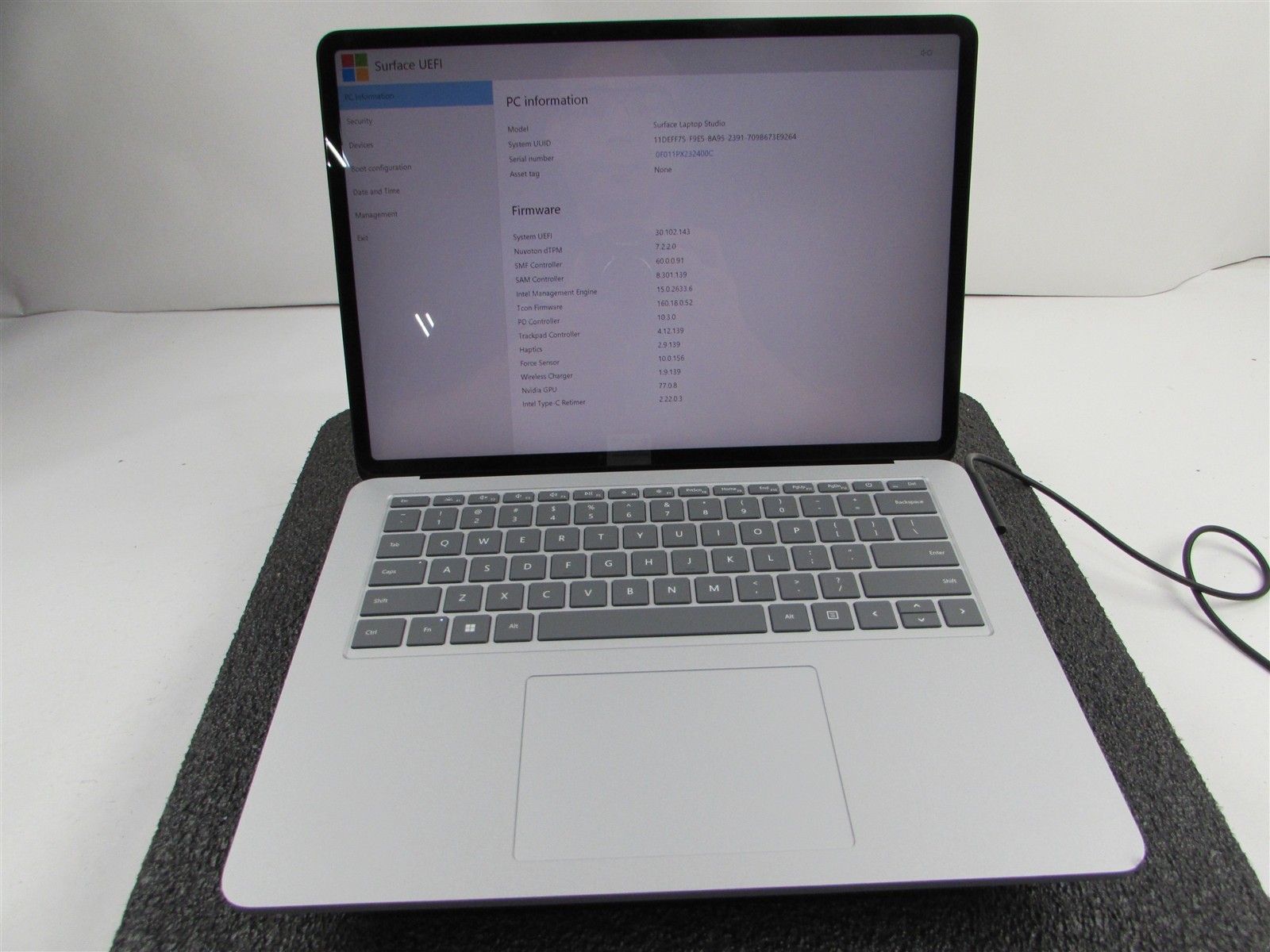 Microsoft Surface Laptop Studio 1964 i7-11370H 1TB SSD 32GB RTX A2000 *No A/C*