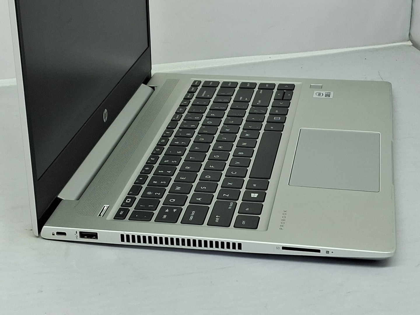 HP ProBook 440 G7 – i5-10210U – 256GB, 8GB – Windows 11, 14″ – Adapter included