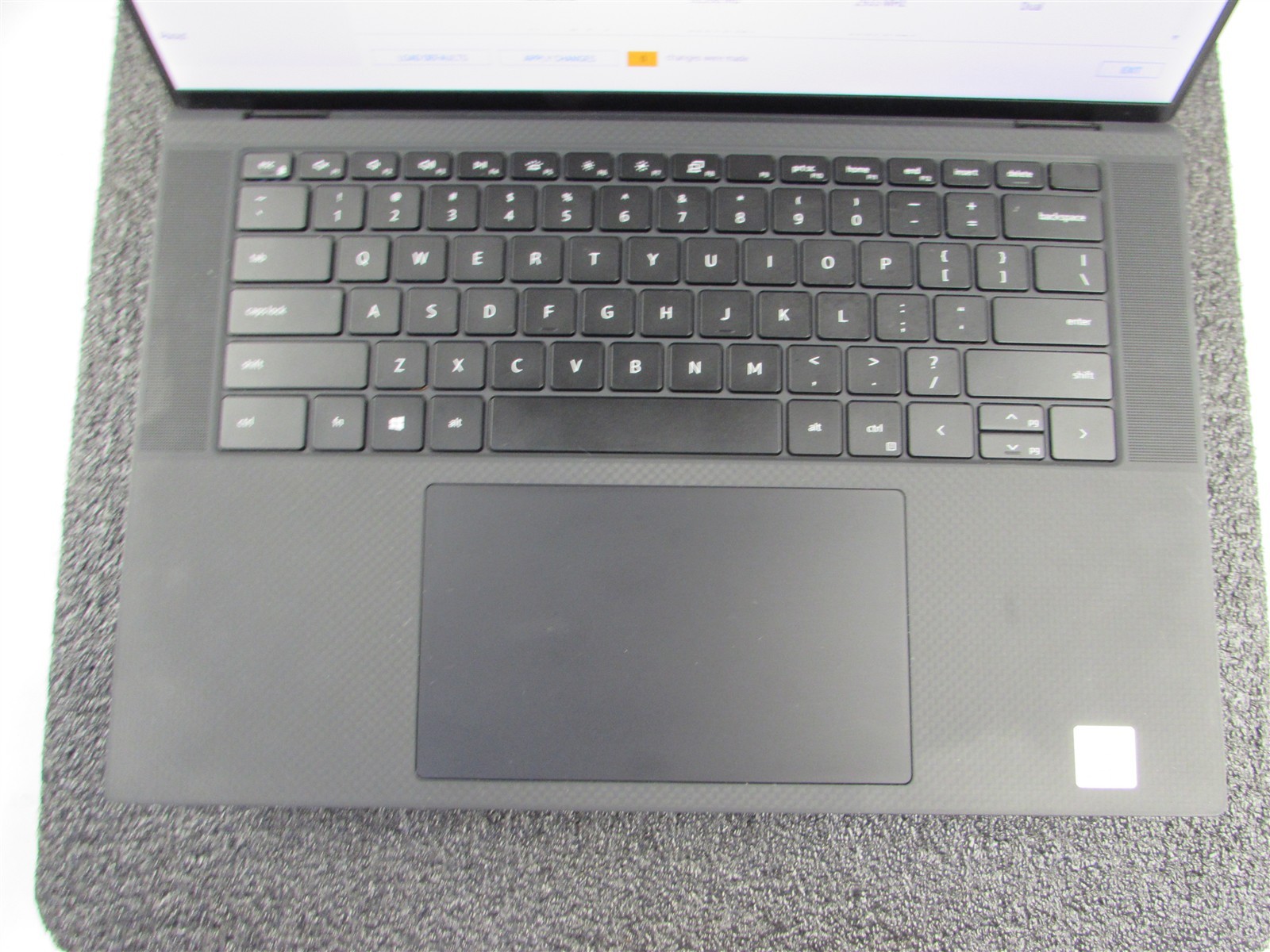 DELL PRECISION 5550 1920X1200 FHD CORE I7-10850H 512GB SSD 32GB RAM T1000 WIN 11