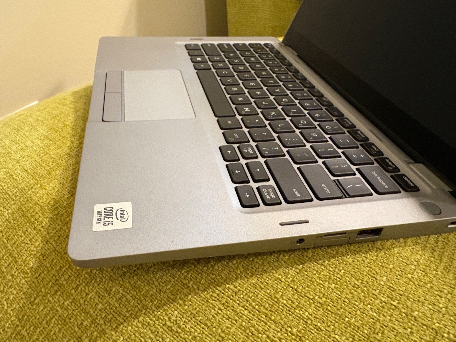 Dell Latitude 5310 2-1 Touchscreen i5 10th Gen———–Parts BIOS–Read