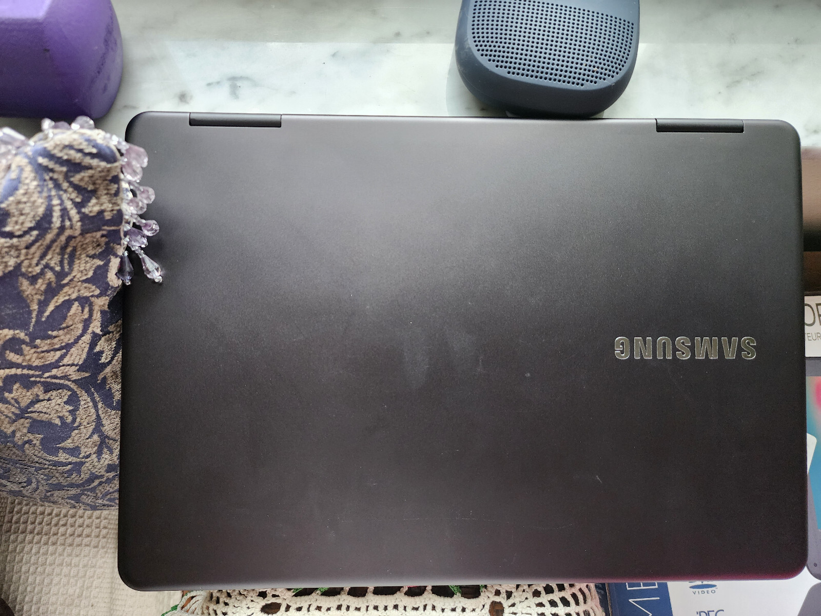 SAMSUNG NOTEBOOK 7 Spin 15.6, AMD Ryzen 5 3500 Radeon Vega Mobile. Windows 11 Ho
