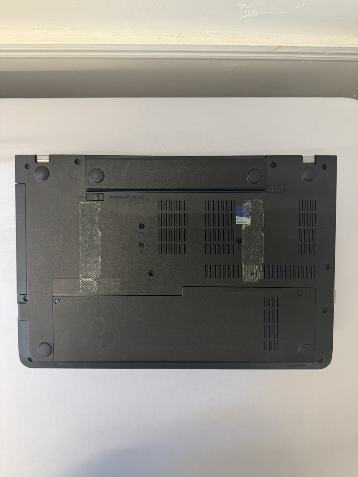 Lenovo Thinkpad E570 Laptop – Good Screen – Intel i5-6200U – RAM 8GB – Read Des