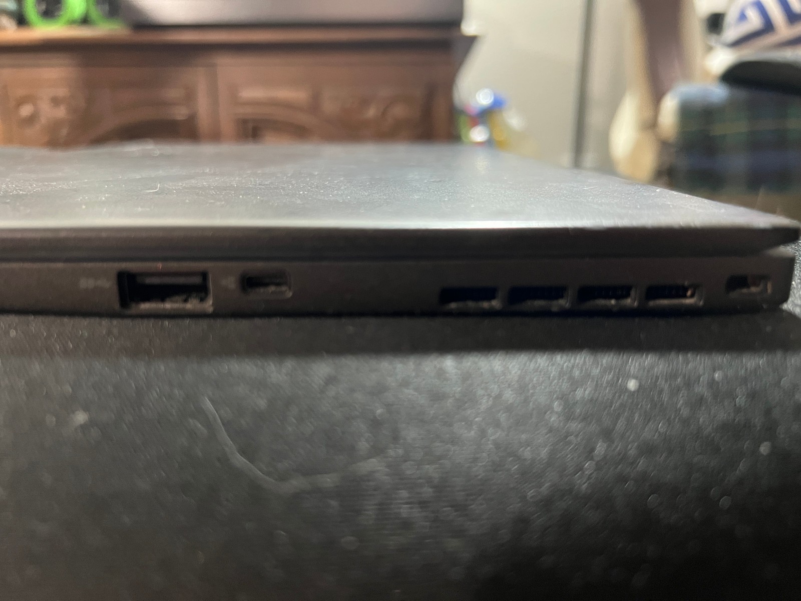 Lenovo ThinkPad X1 Carbon 3rd Gen 14″ i5-5300U 8GB RAM 256GB SSD w/ Linux Mint