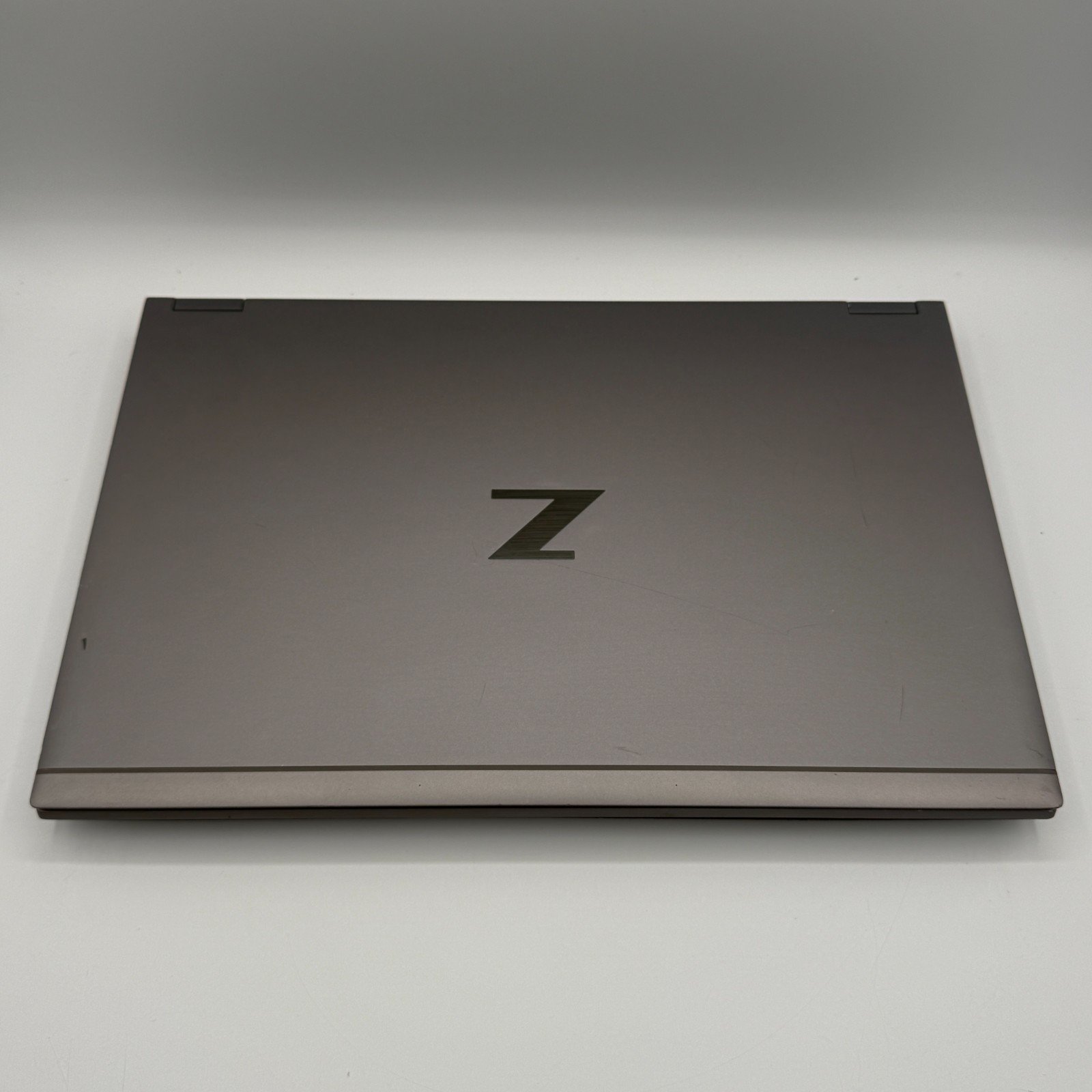 HP ZBook Fury 15.6″ G8 Mobile Workstation i7-11850H 48GB RAM 256GB SSD RTX A3000