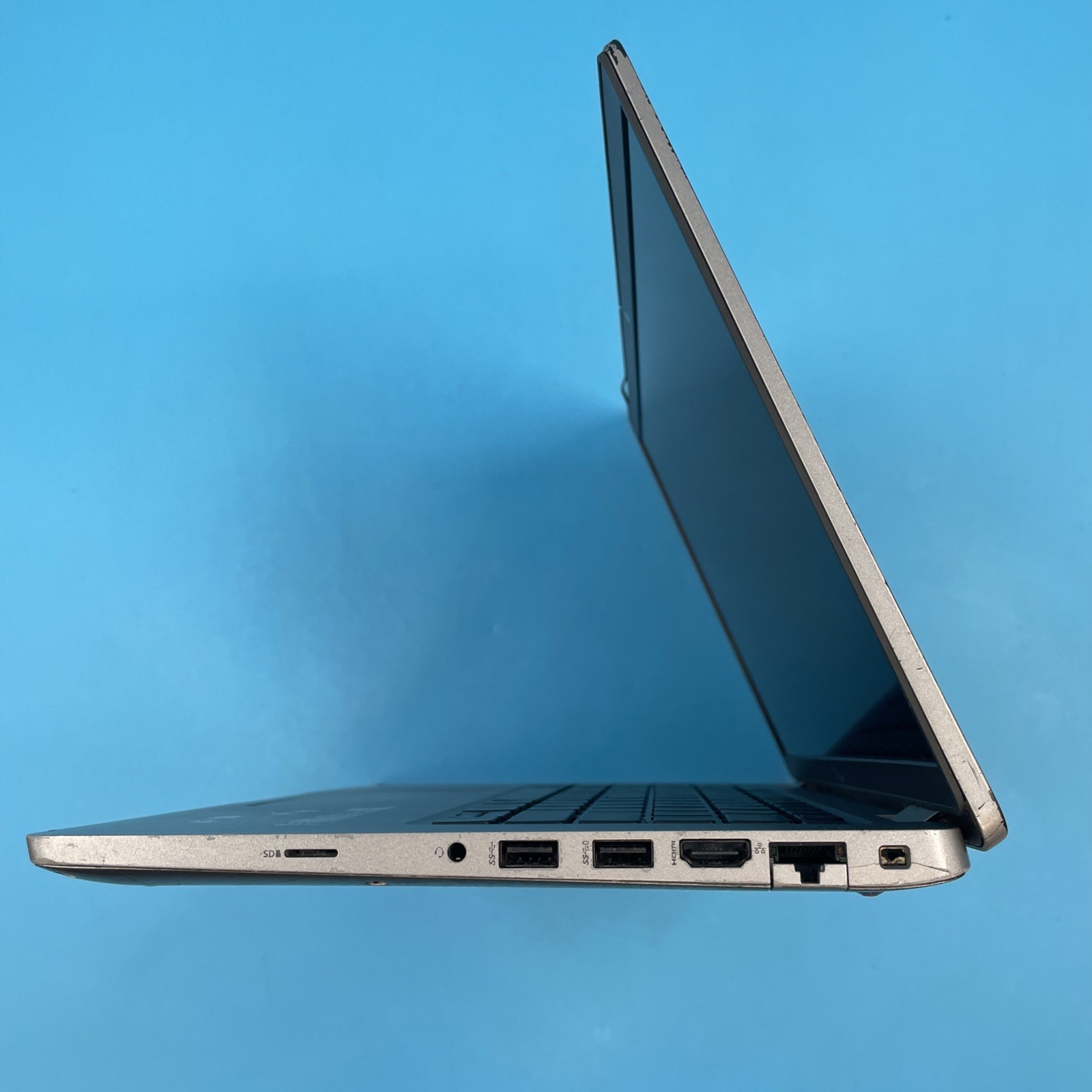 Dell Latitude 5420 | i5-1135G7 | 8GB RAM | 256GB SSD | WIN 11 PRO | 84% BATT