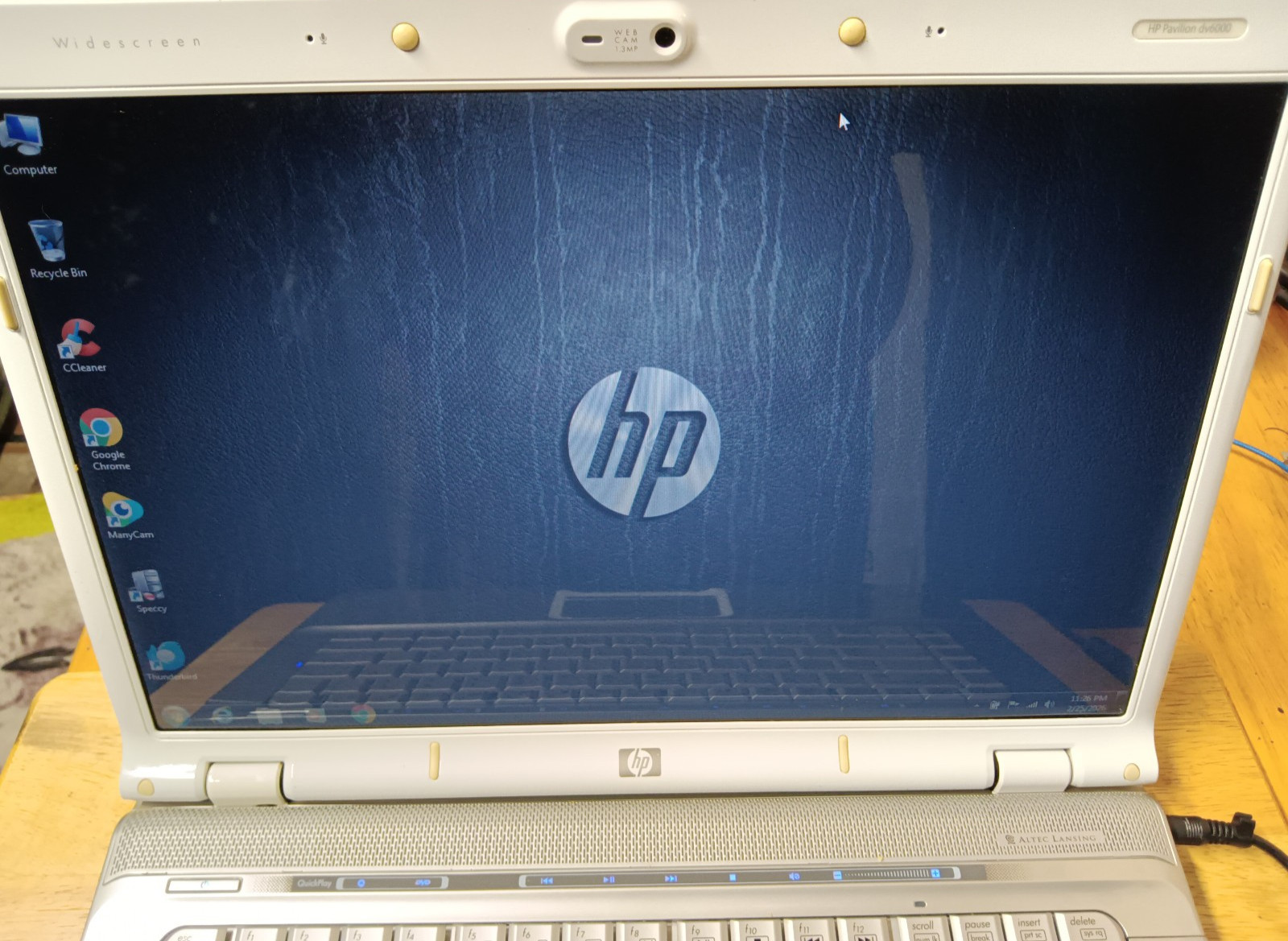 Hp Pavilion dv6258se/Amd Turion TL-56 1.80/3gb/250gb/Windows 7 Home/Vga/15.4.”
