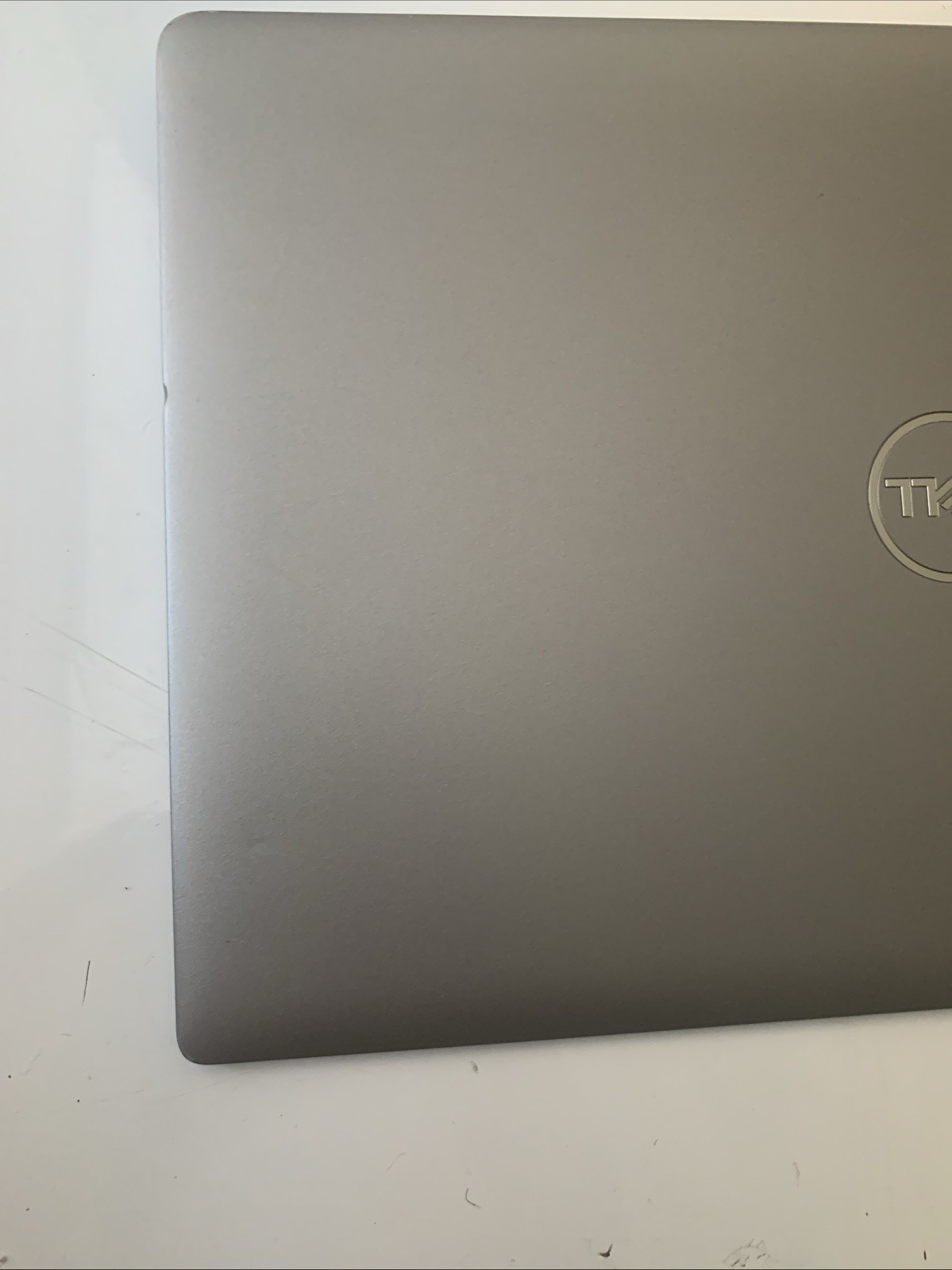 DELL COMPUTER P137G (P20019180) Cover Only
