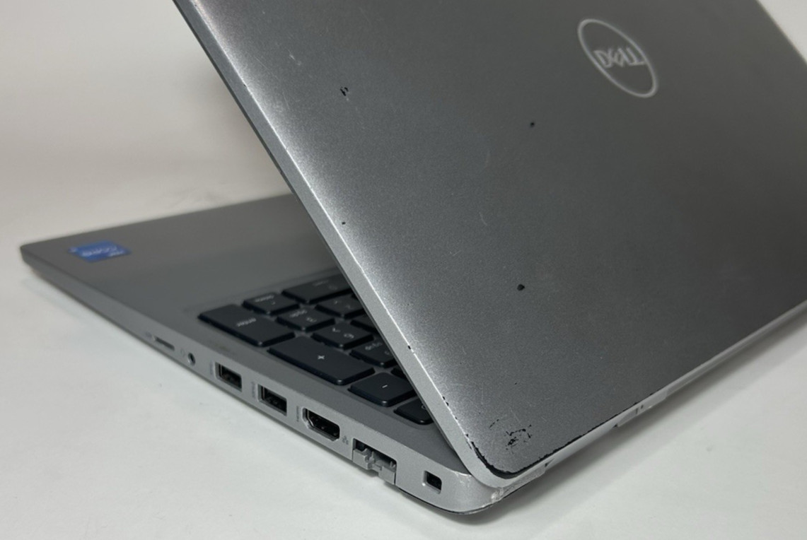 Dell Latitude 5520 Laptop 15.6″ i5-1135G7 @2.40GHz – 8GB RAM – 256GB NVMe – W11P