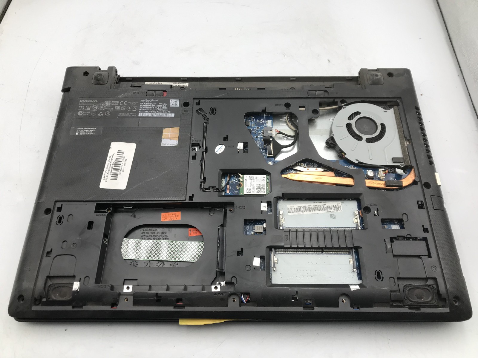 LENOVO G50 80 – FOR PARTS/REPAIR – INTEL I3 4TH GEN – NO RAM – BAD LCD -READ- BB