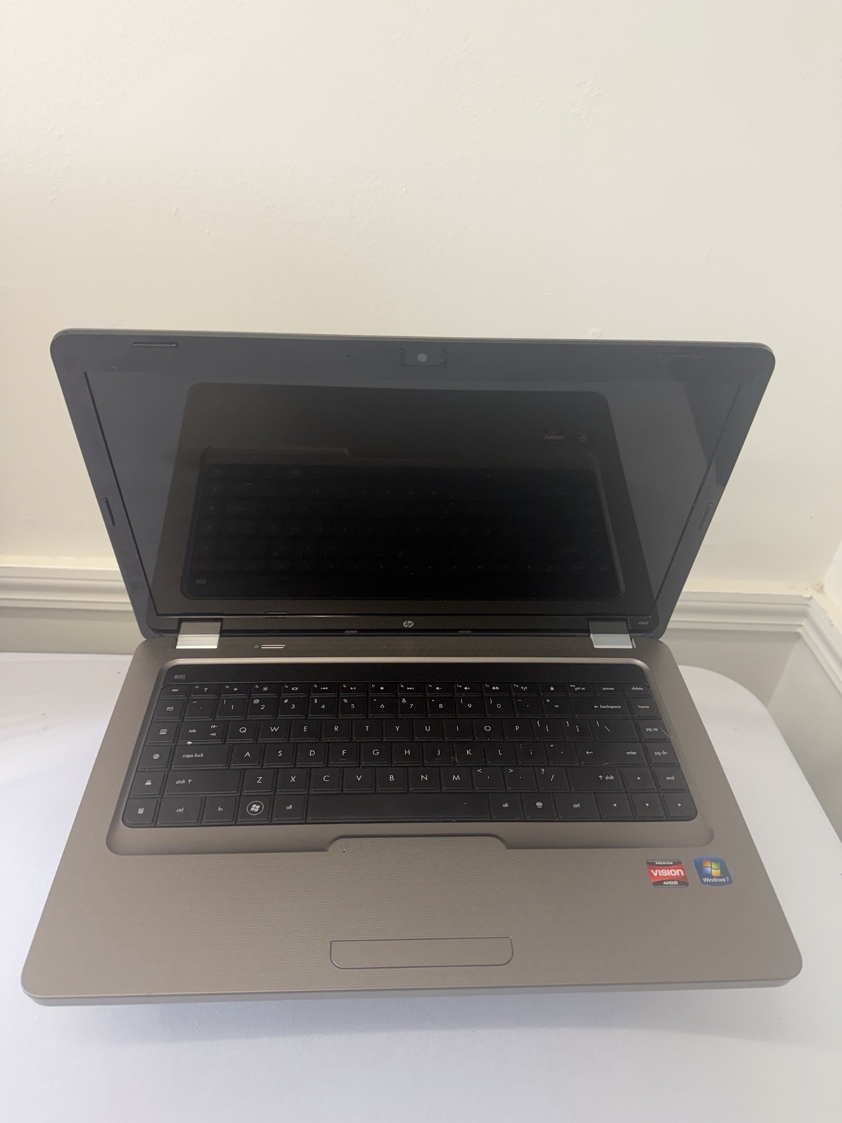 HP Notebook G62-435DX Laptop- Good Screen – AMD Turion II P540 – Read Des