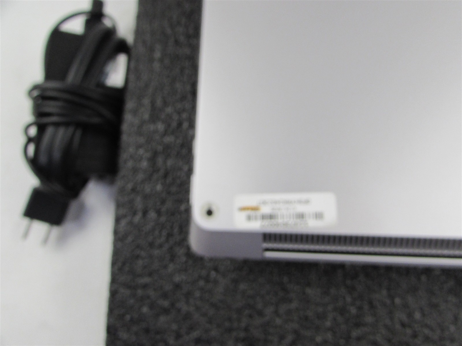 SURFACE SURFACE LAPTOP 6 CORE ULTRA 7 165H 512GB SSD 16GB RAM WIN 11 PRO