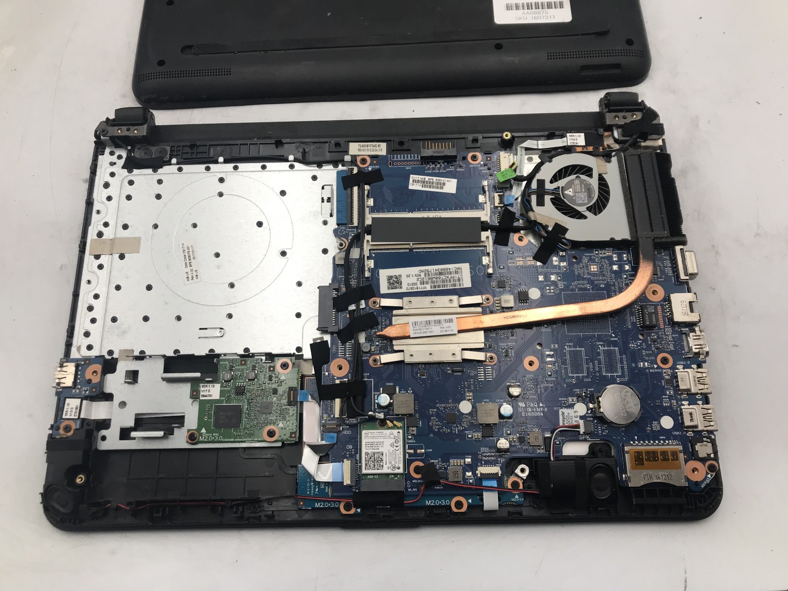 HP 14 AN013NR – FOR PARTS/REPAIR – AMD E2-7110 – NO RAM – NO OS – 14″ -READ-BB