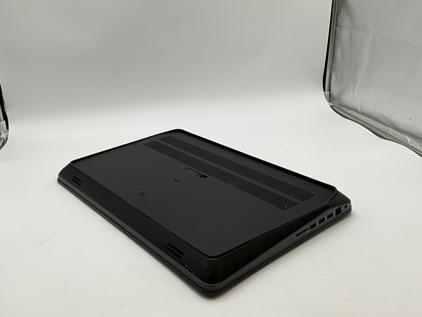 HP Zbook 17 G4 4SX21US i7-7820HQ 64GB 2x1TB Quadro P5000 W11 CND837B07R