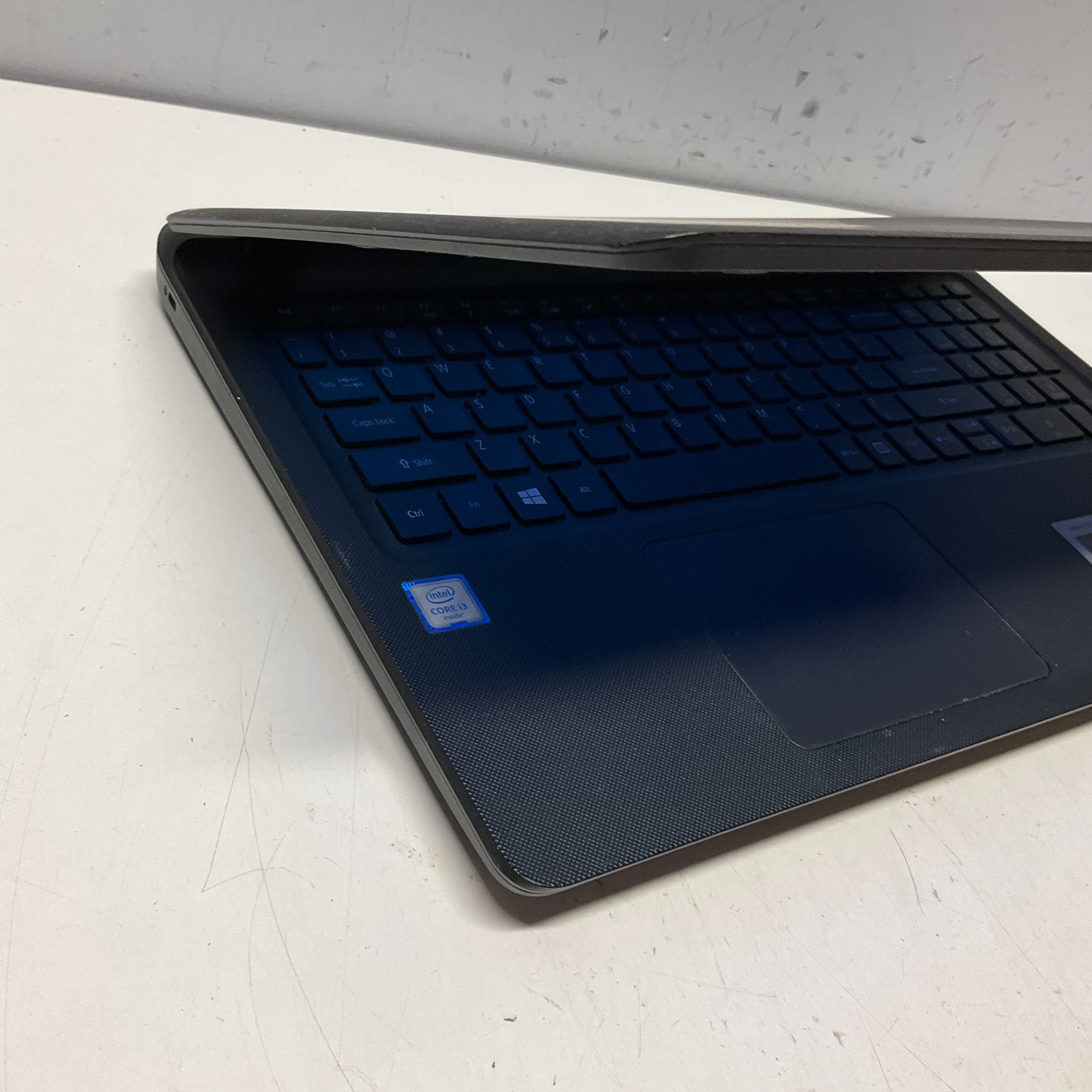 Acer Aspire ES1-572 Laptop Intel Core i3-6100U @ 2.30 GHz 4GB 250GB SSD Win 10