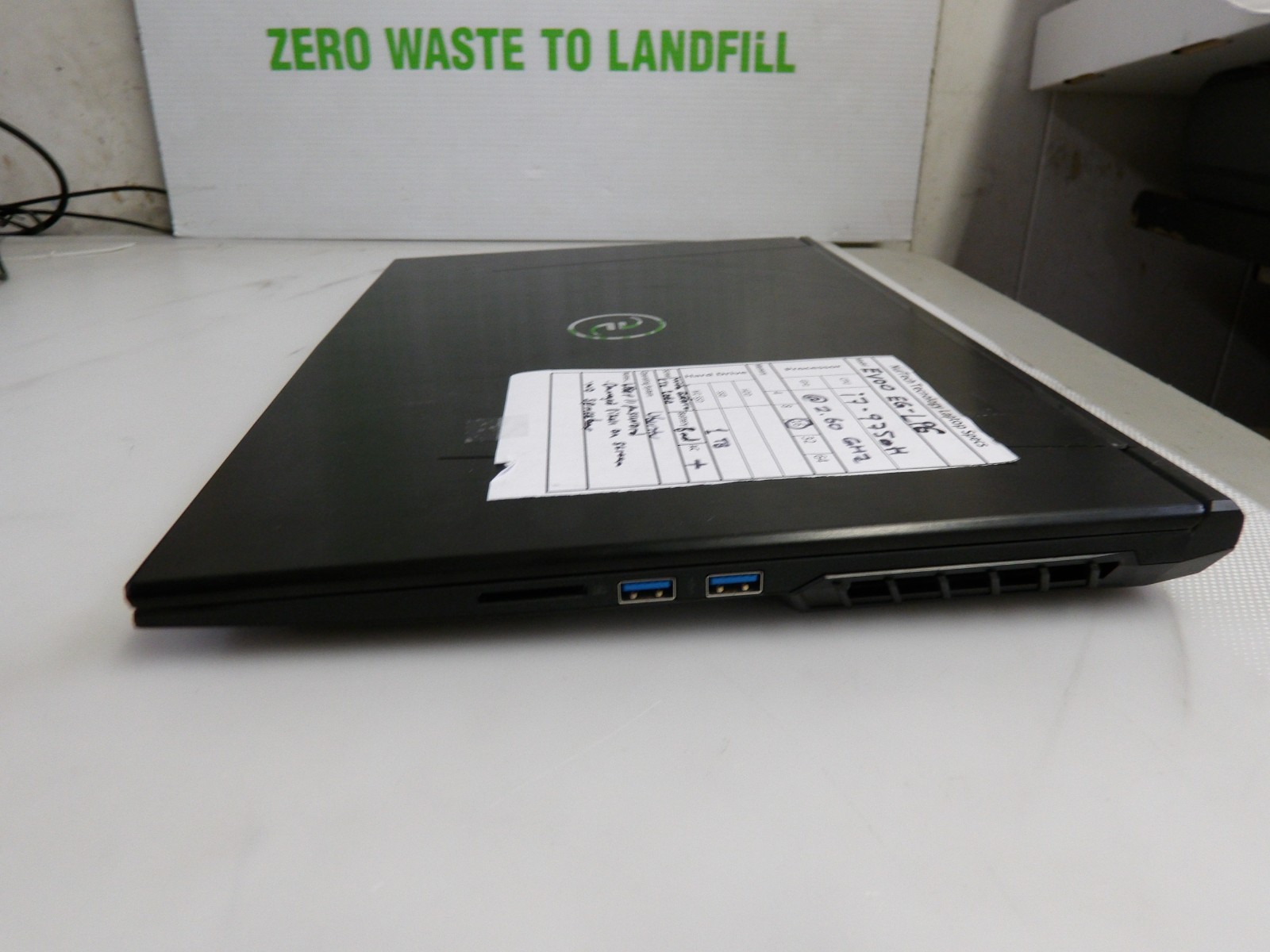 EVOO EG-LP6 i7-9750H 2.60GHz RTX2060, 16GB RAM, 1 TB M2SSD, Ubuntu Gaming Laptop