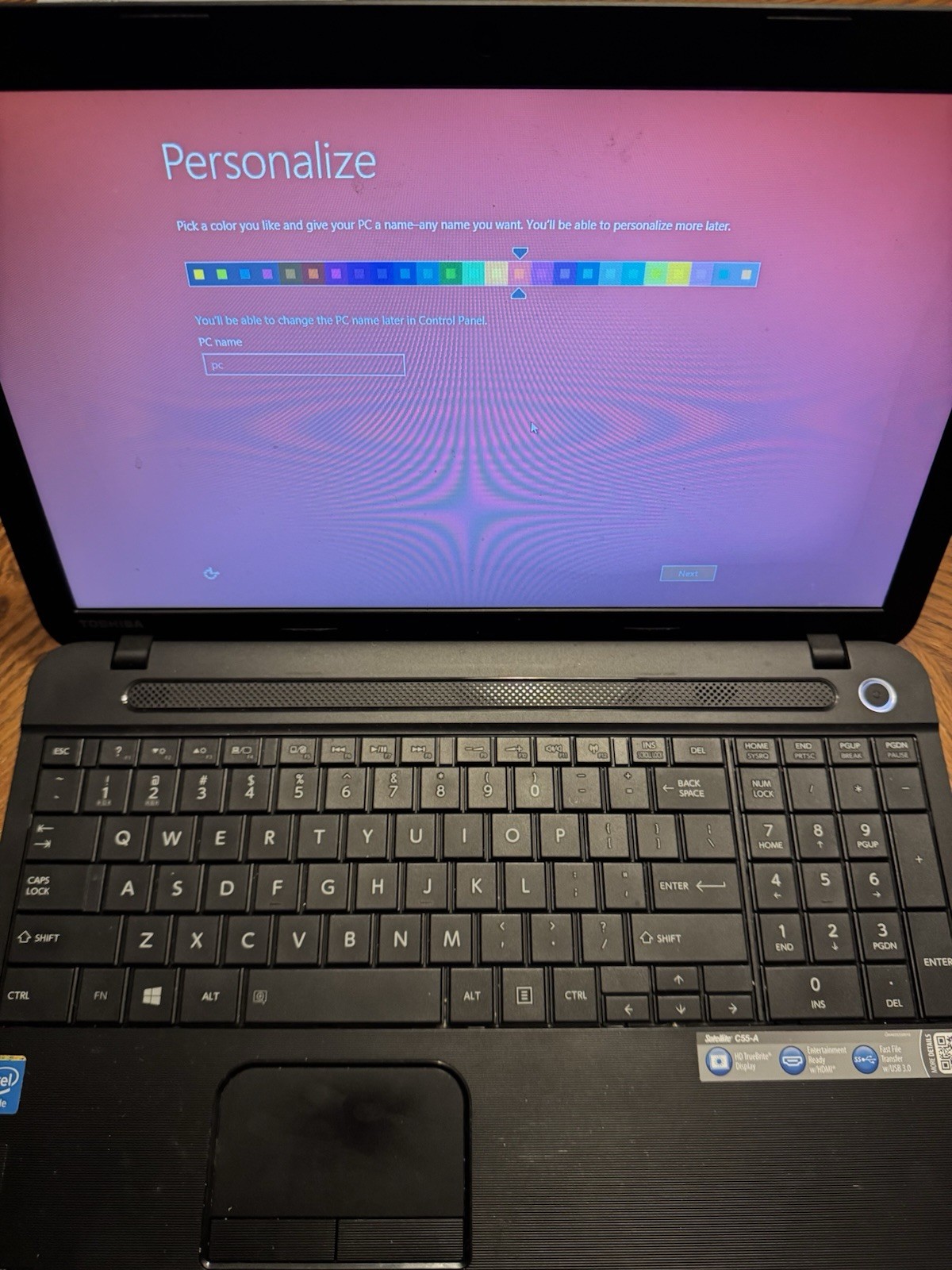 Toshiba Satellite C55-A5300 Laptop Intel Celeron 1037U 4GB Ram 120gb W/charger