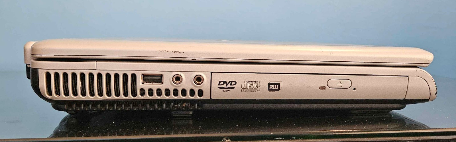 (READ) HP Pavilion zd8000 Pentium 4 CPU 1GB RAM 160GB HDD (UNTESTED!)