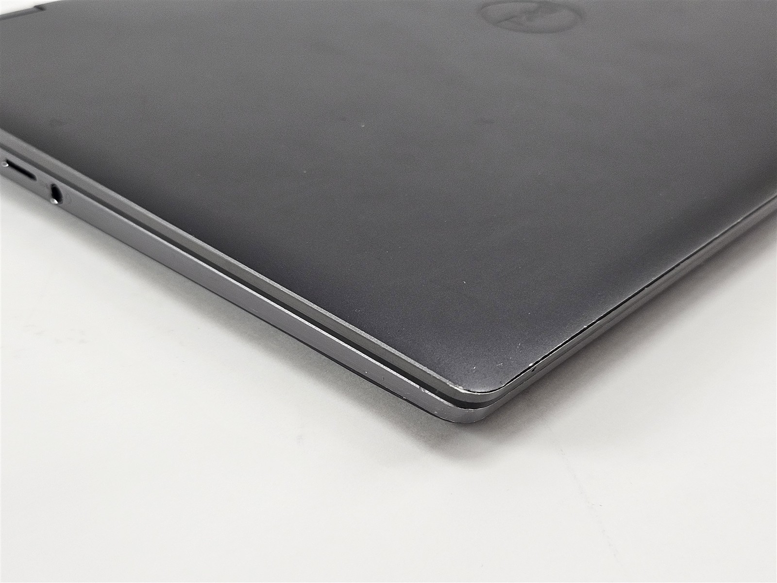 Dell Latitude 9430 i7-1265U 32GB 512GB SSD 14″ Touch Convertible Iris Xe
