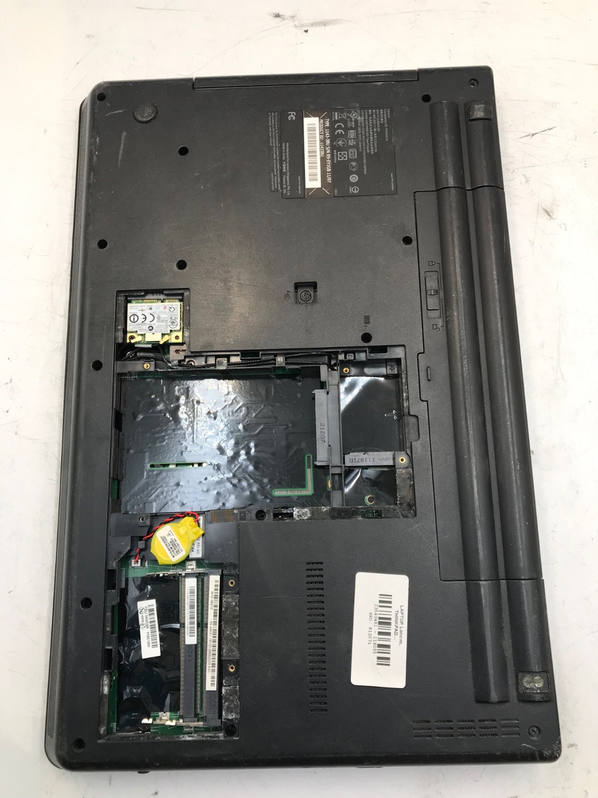 Lenovo ThinkPad E520 Edge Intel Core i3-2350M 15″ Laptop-NO POWER/PARTS ONLY- MZ