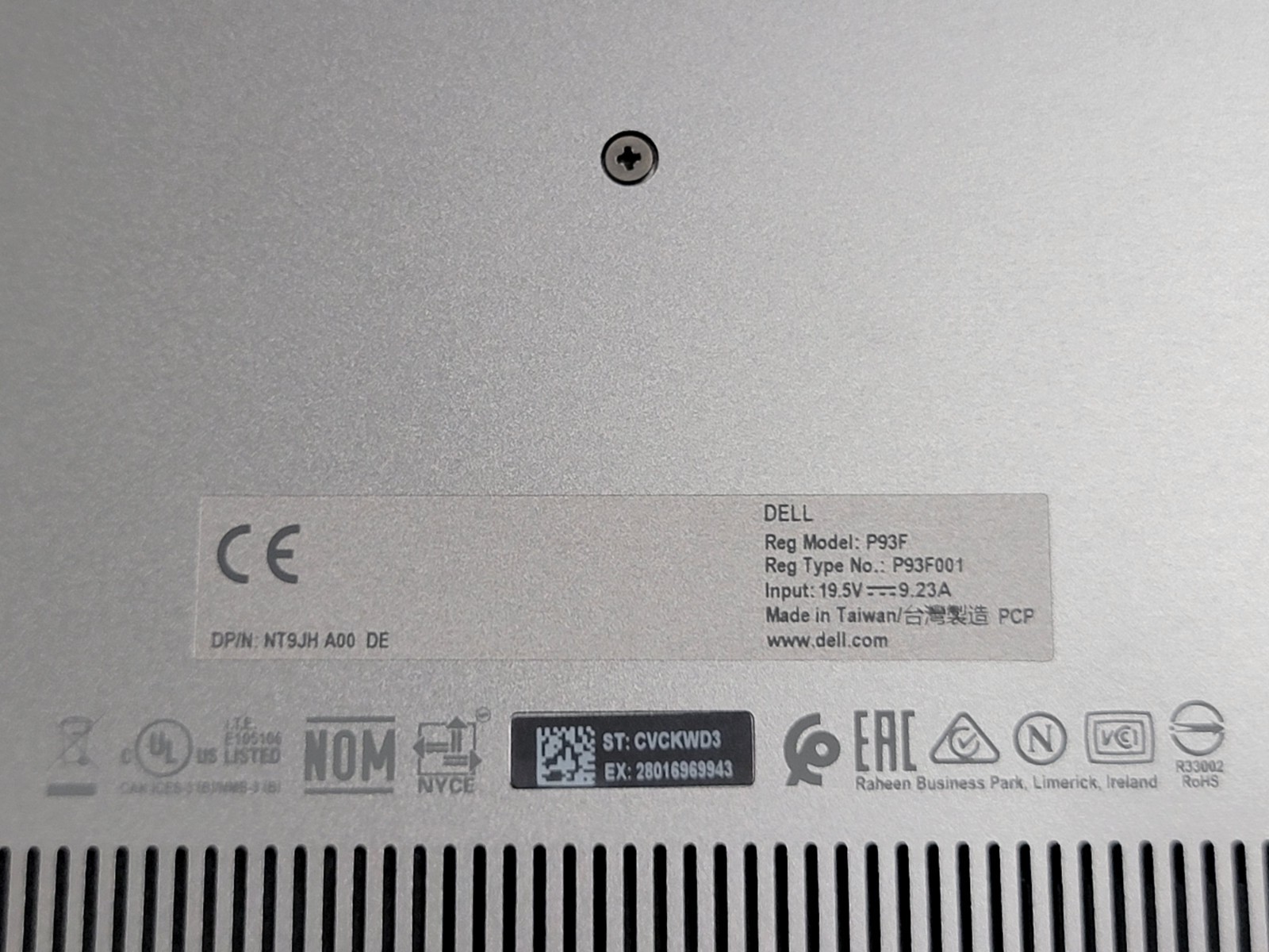 Dell Precision 7550 15.6″ Laptop i7-10850H Quadro T2000 RAM 48GB 1TB SSD W11PRO