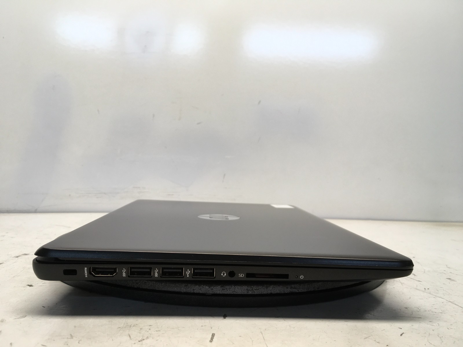 HP Stream 14-DS0013DX AMD A4-9120E 1500MHz 4 GB NO HDD No Batt