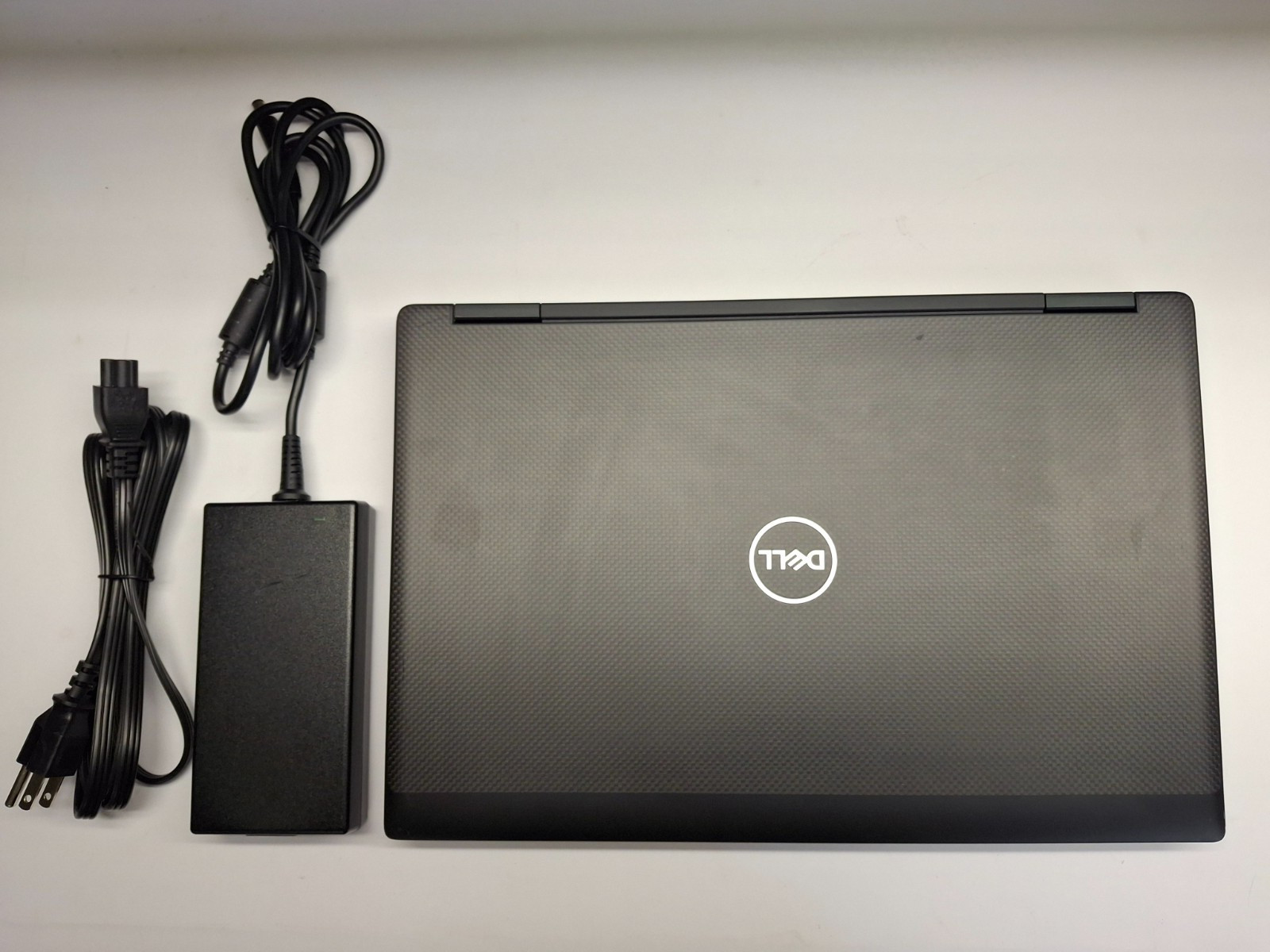 Dell Precision 7530 XEON E-2176M 2.70GHz Webcam 32GB 256GB SSD NVMe Wifi W11P