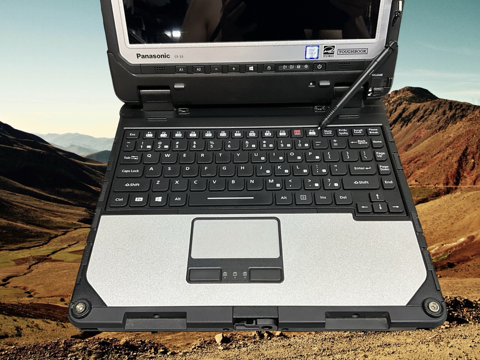 Toughbook Panasonic CF-33 I5-6300U 8GB RAM 256GB SSD Win11P W/CHARGER
