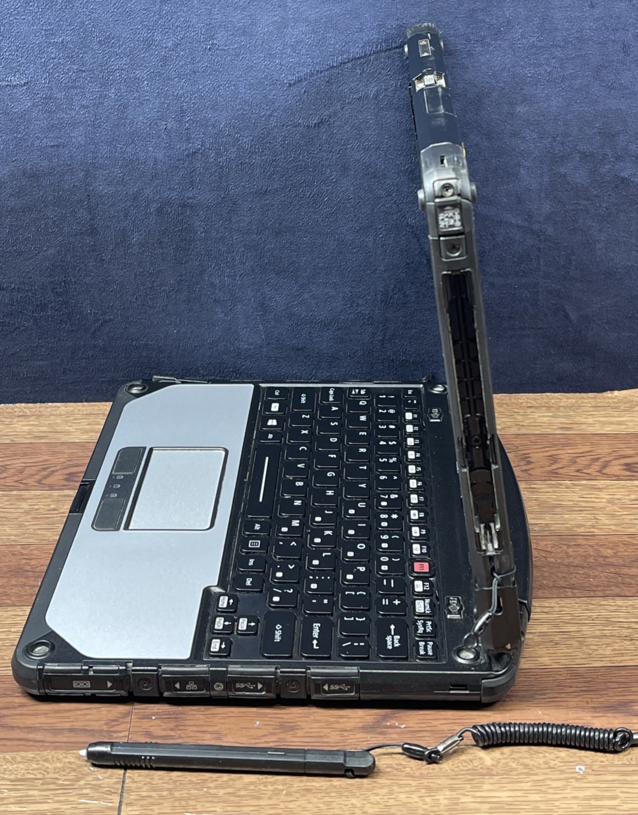 Panasonic Toughbook CF-20 Intel Core i5-7Y57 3.30 GHz 16GB RAM 256GB SSD NO OS