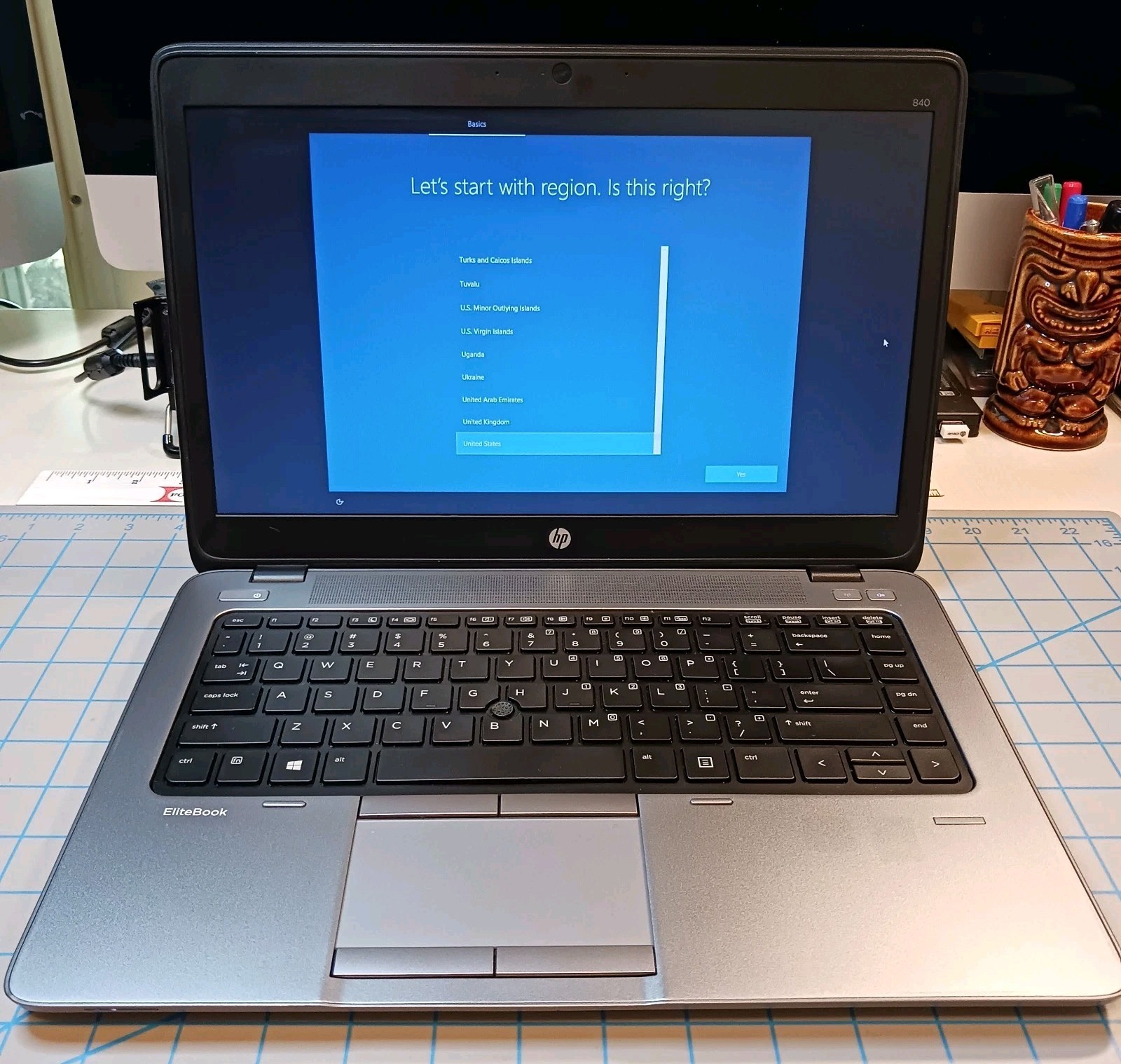HP EliteBook 840 g2 Intel Core i5-4200U @ 1.60GHz 8g RAM 520g HDD Windows 10