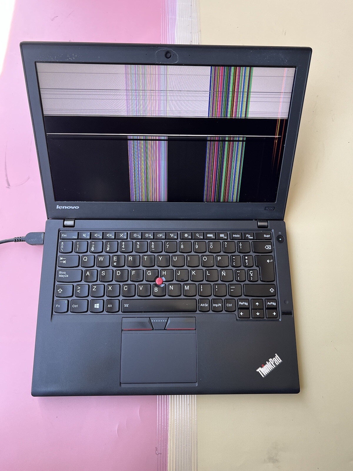 Lenovo Thinkpad X250 Intel i5-5200u 0GB RAM 0GB HDD REPAIR or PARTS