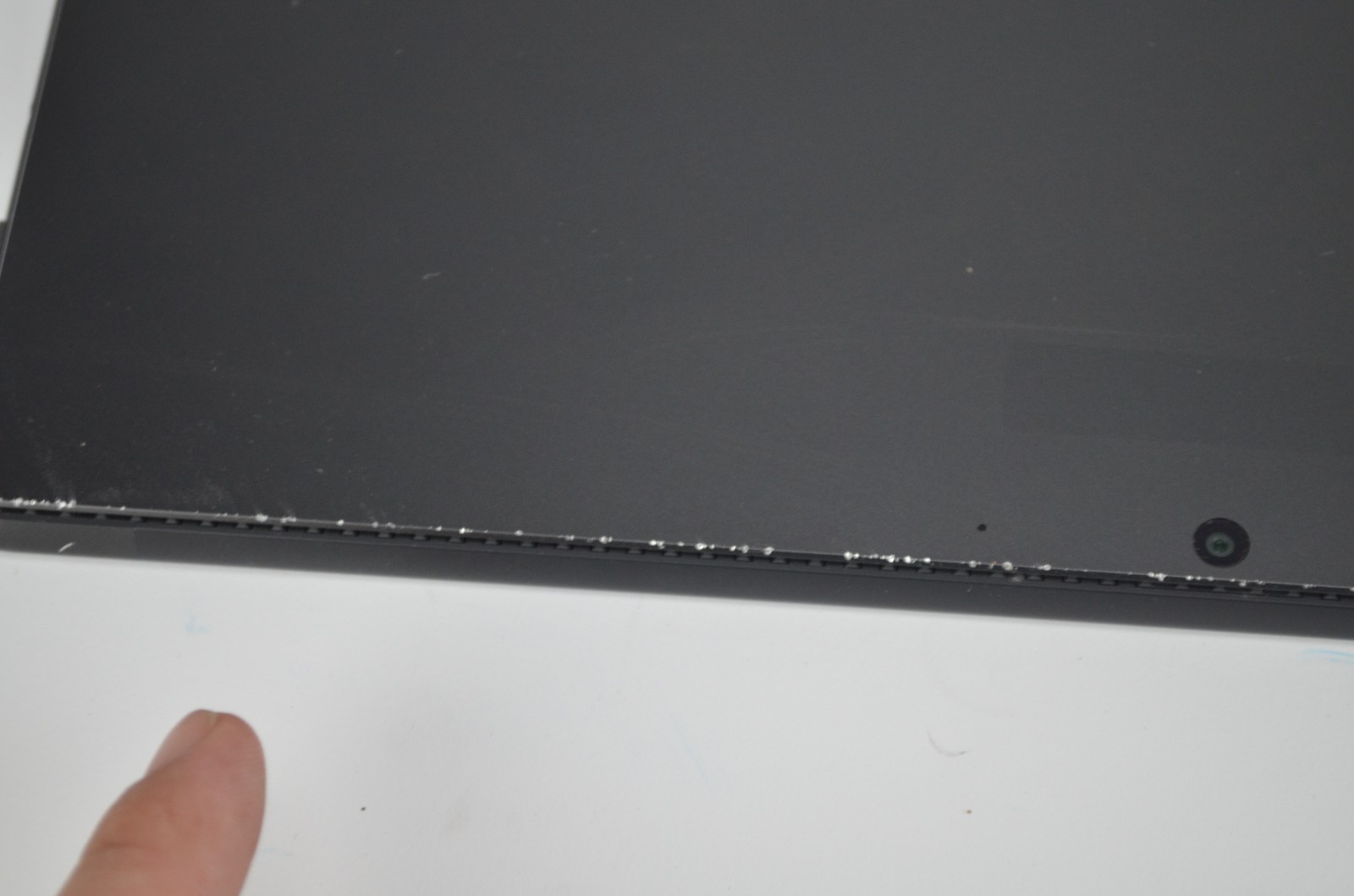 Microsoft Surface Pro 8 13″ i7 32GB Ram 1TB SSD No Power! For Parts!