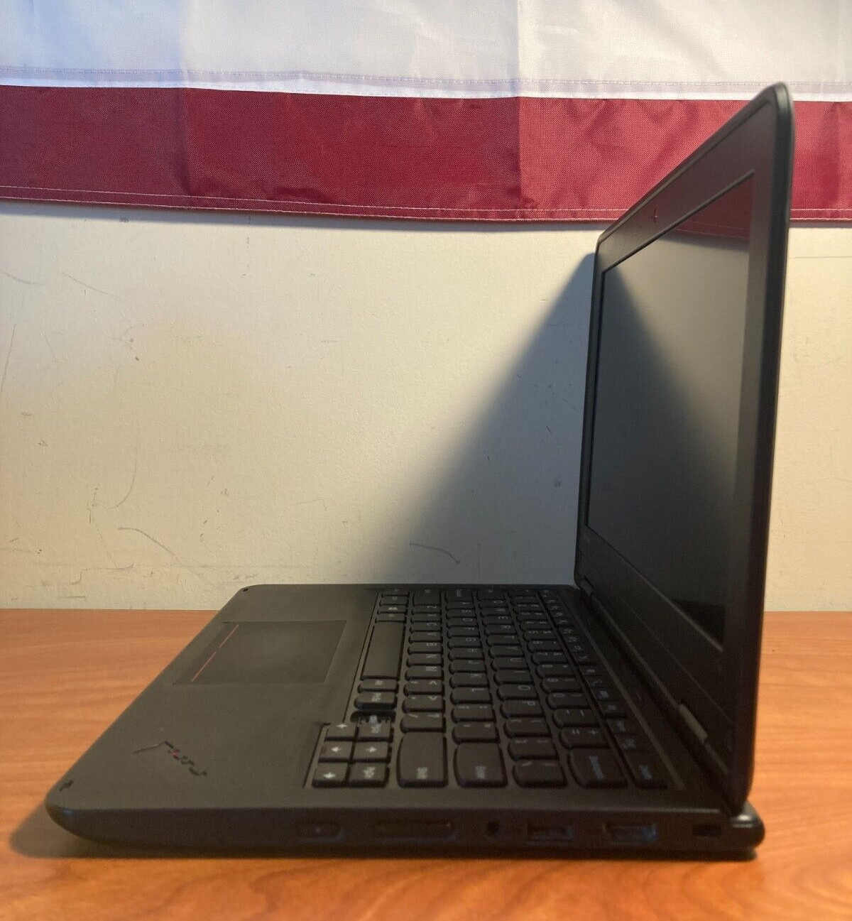 Lenovo ThinkPad 11e 11.6″ Intel Celeron N3160 1.6GHz 4GB RAM 128GB SSD **READ**