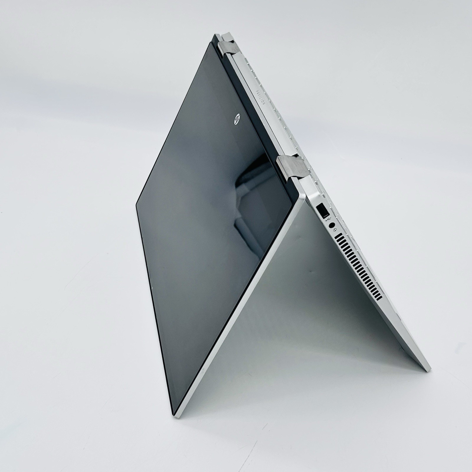 HP Pavilion x360 14 2-in-1 Touch Laptop i5 256GB SSD 8GB Win11 14-dw1010wm