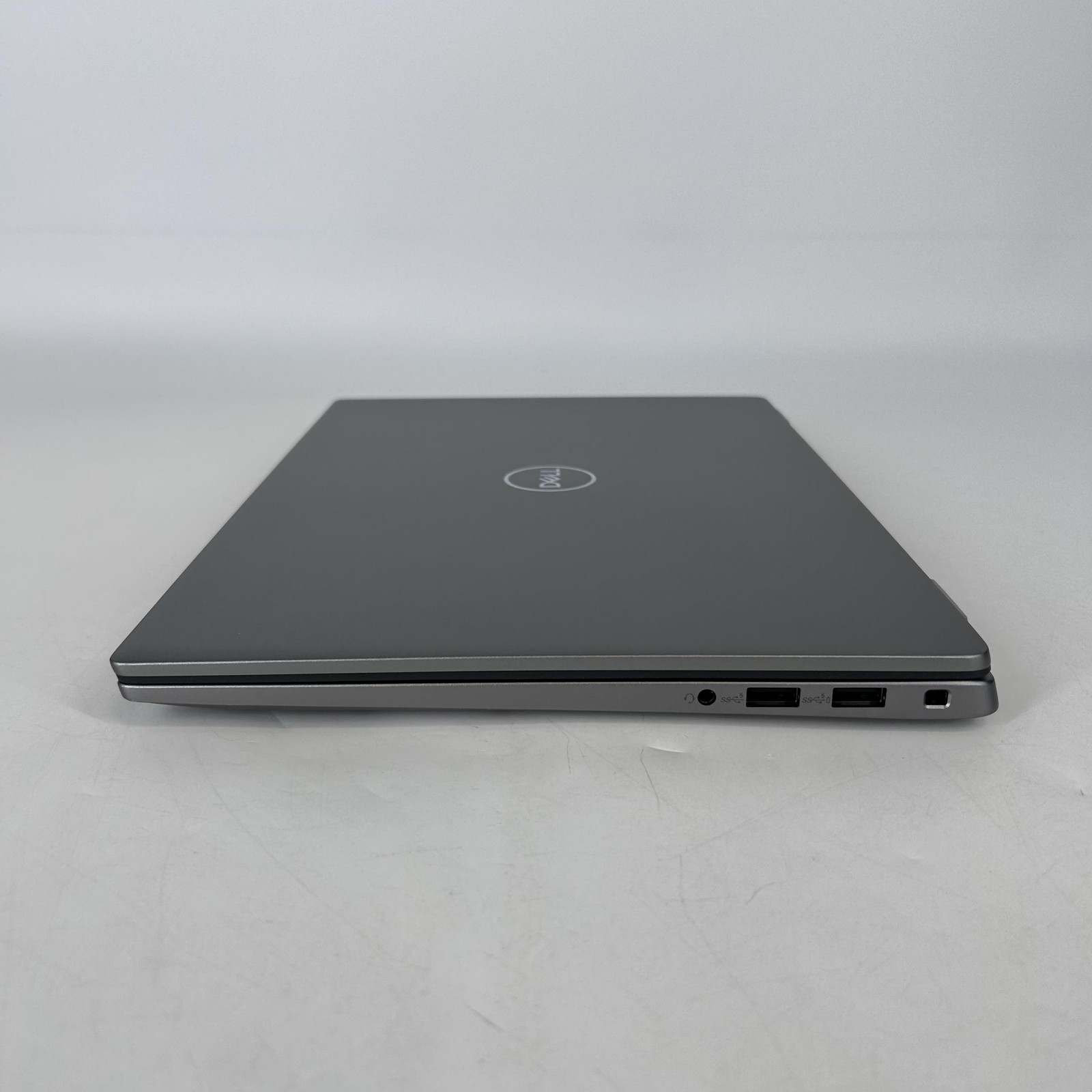 Dell Latitude 7450 14 QHD+ TOUCH 3.8 GHz Ultra 7 165H 32GB 256GB SSD Excellent