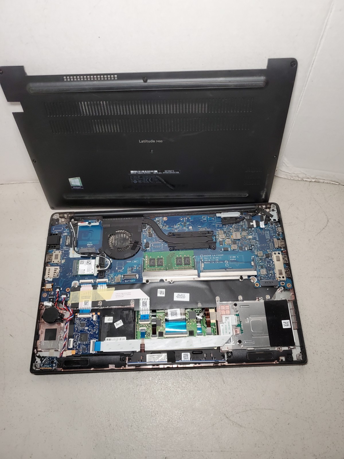 Dell Latitude 7490 14″ i5-8250U 1.60GHz 8GB RAM No SSD/OS/BATTERY! READ! #69