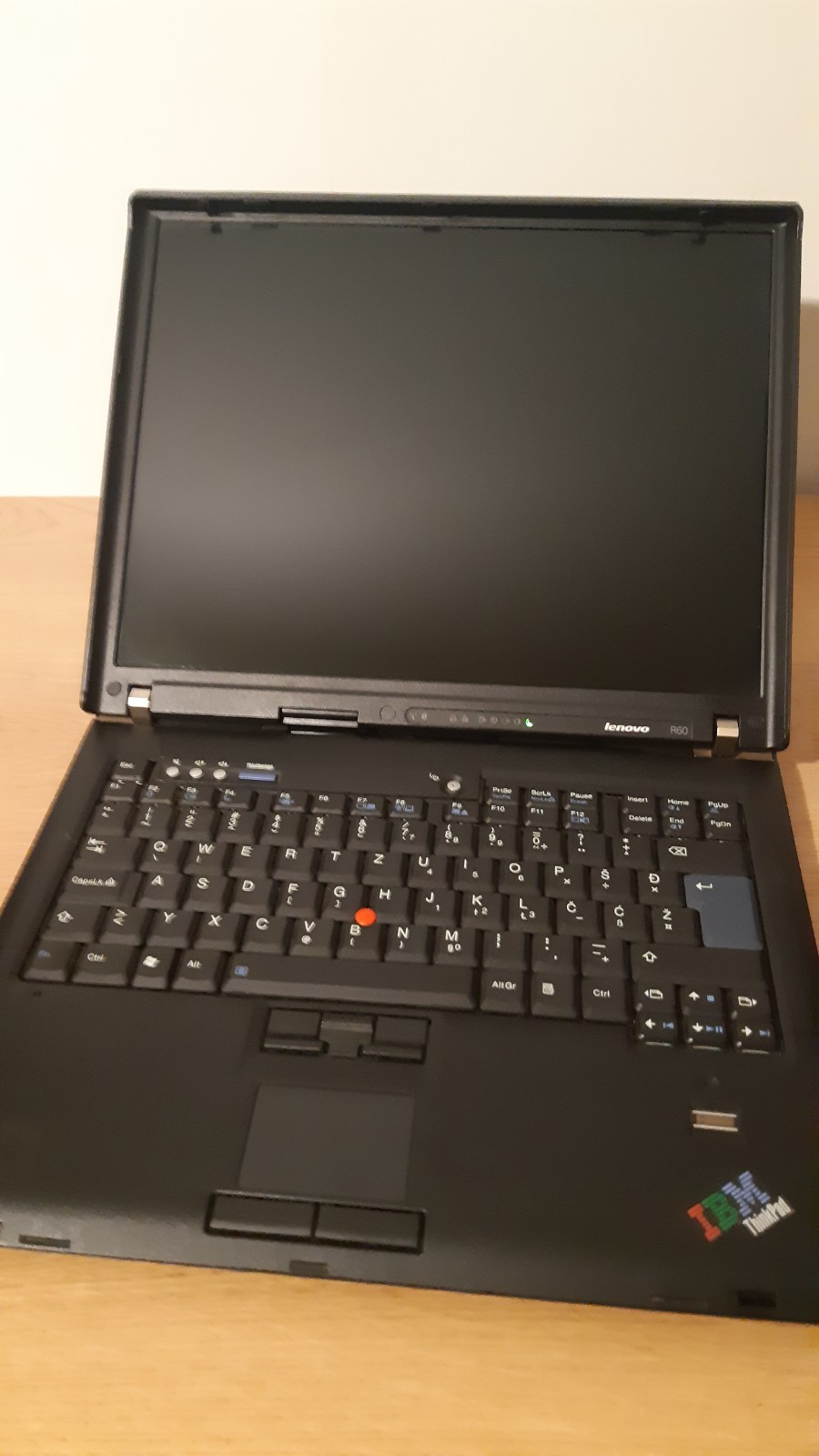 IBM ThinkPad R60 Core 2 Duo 15″ Windows 7 Ultimate