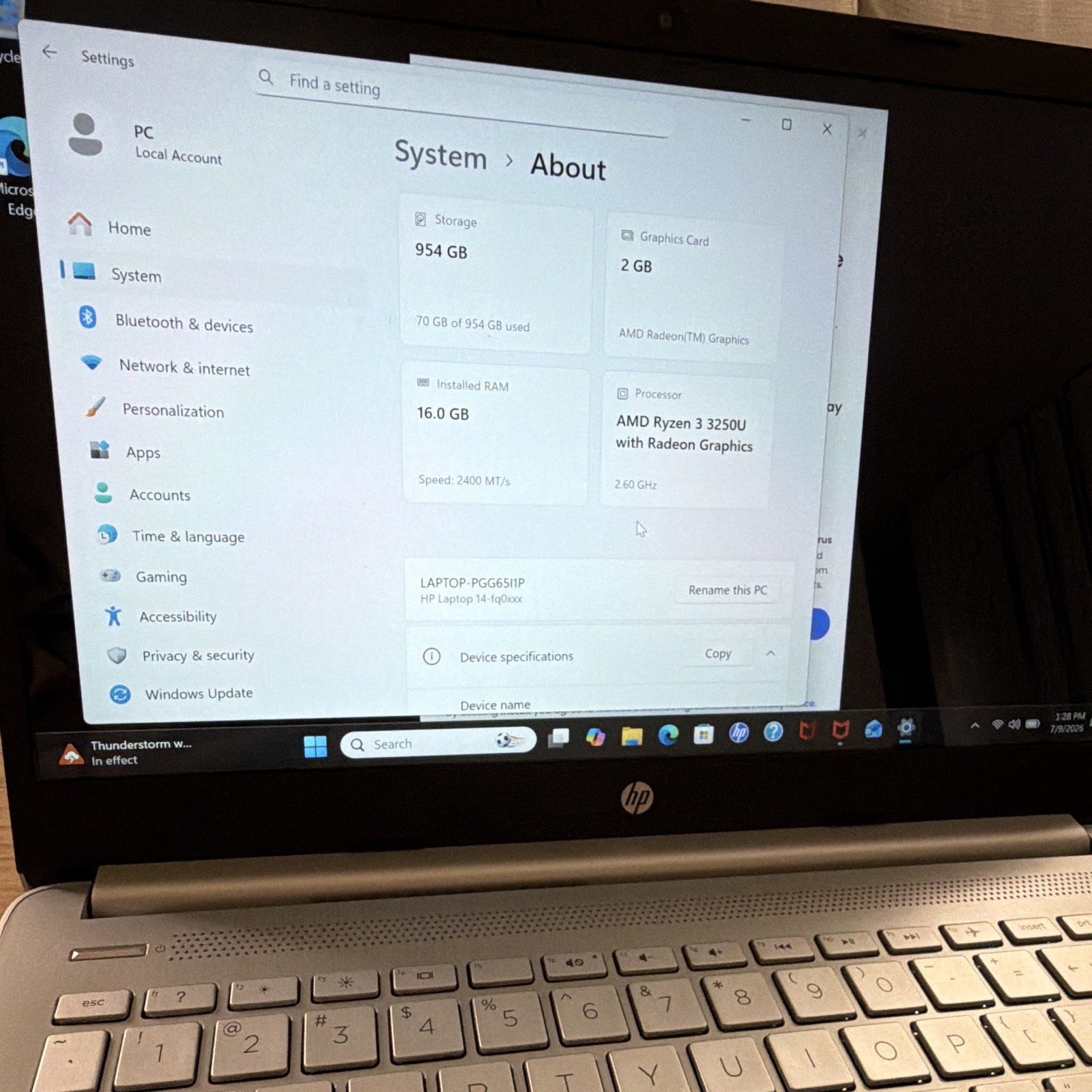 HP HP Laptop 14-fq0xxx 14″ Ryzen 3 3250U 16GB RAM 954GB HDD Silver Win11
