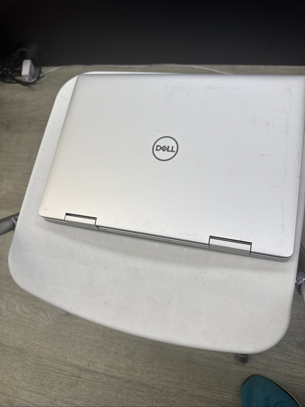 Dell Inspiron 14 5485 Laptop 14-inch 2-in-1, Ryzen 5 3500U, 3.70GHz, 8GB RAM