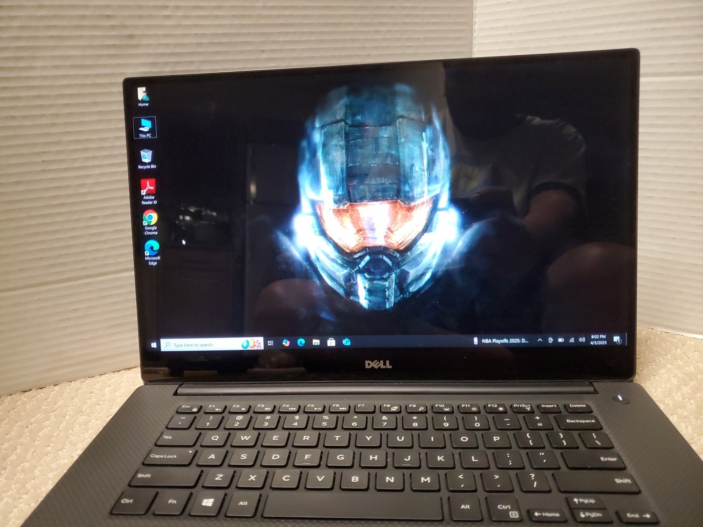 Dell XPS 15 9550 i5-6300HQ 2.30GHz 8GB RAM 1TB Touchscreen Win 10 PRO.