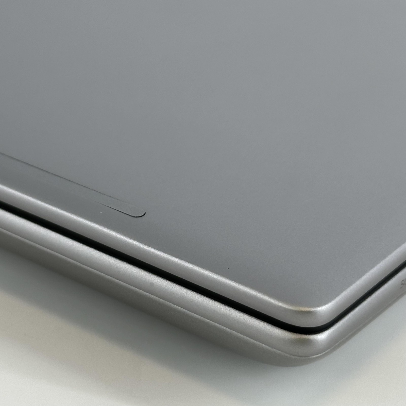 HP ZBook Fury 16 G9 FHD+ 2.1 GHz i7-12850HX 32GB 1TB SSD RTX A2000 Good