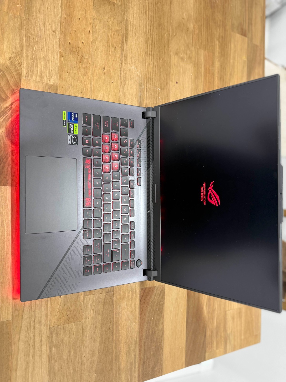 ASUS ROG Strix G16 (2024) Gaming Laptop, 16” ROG Nebula Display 16:10 QHD 240Hz,
