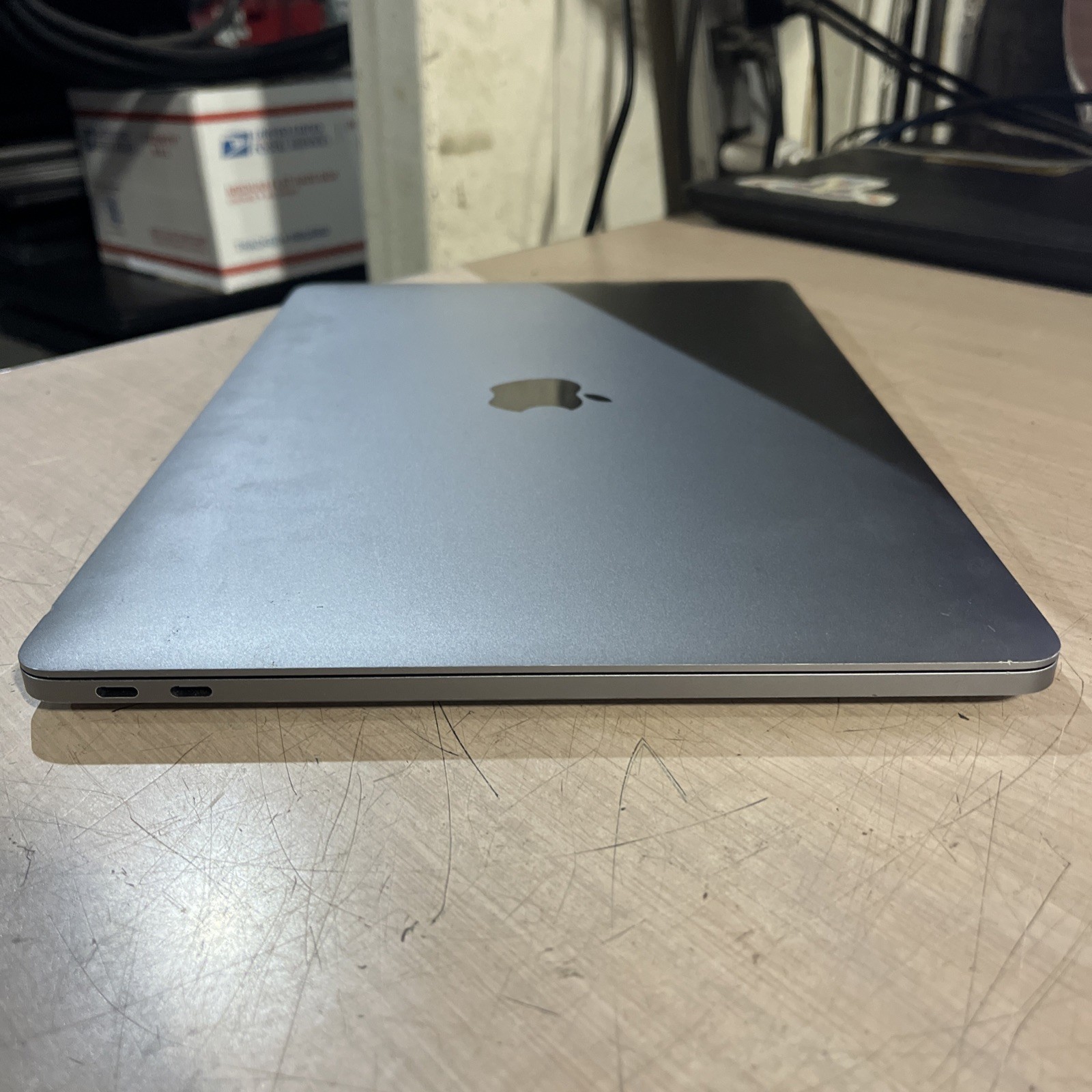 APPLE MACBOOK PRO 13″ MID-2017 CORE I5-7360U 2.3GHZ 8GB RAM NO HD