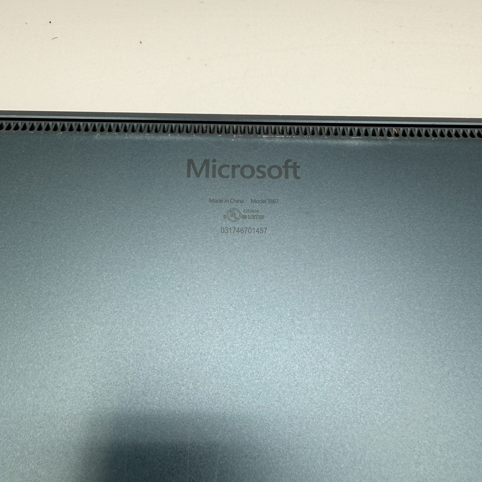 Microsoft Surface Laptop 3 1867 13.5″ i5-1035G7 8GB 128GB SSD Win11 Pro FAIR