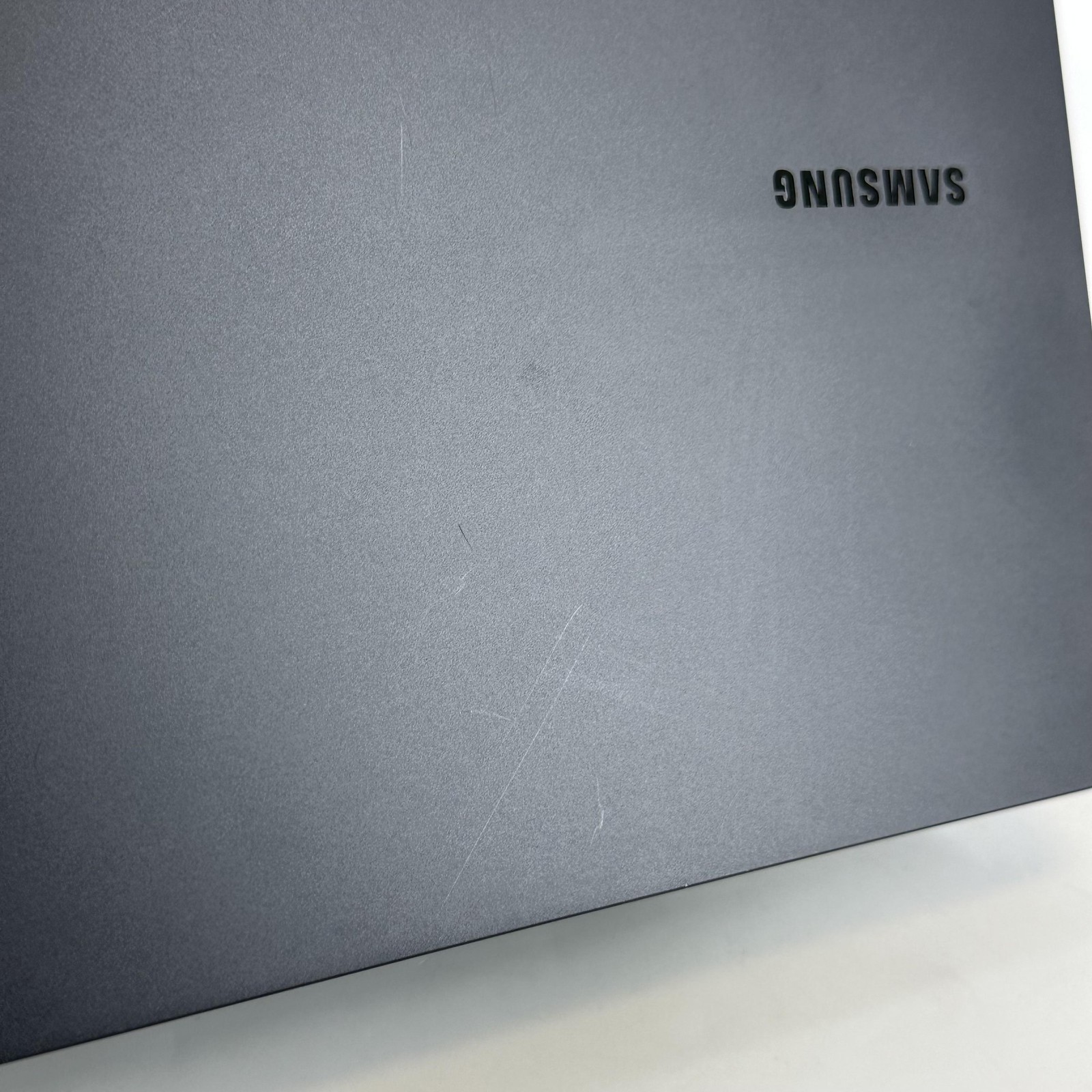 Samsung Galaxy Book2 360 13.3 FHD TOUCH 1.3 GHz i5-1235U 8GB 256GB SSD Very Good