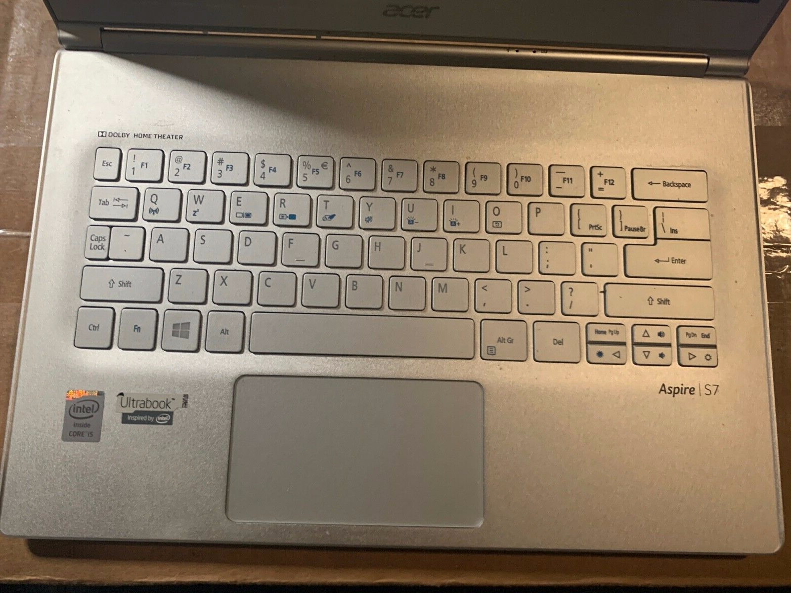 Acer Aspire S7-392-5401 13.3in. (256GB, Intel Core i5 4th Gen., 1.33GHz, 8GB)…