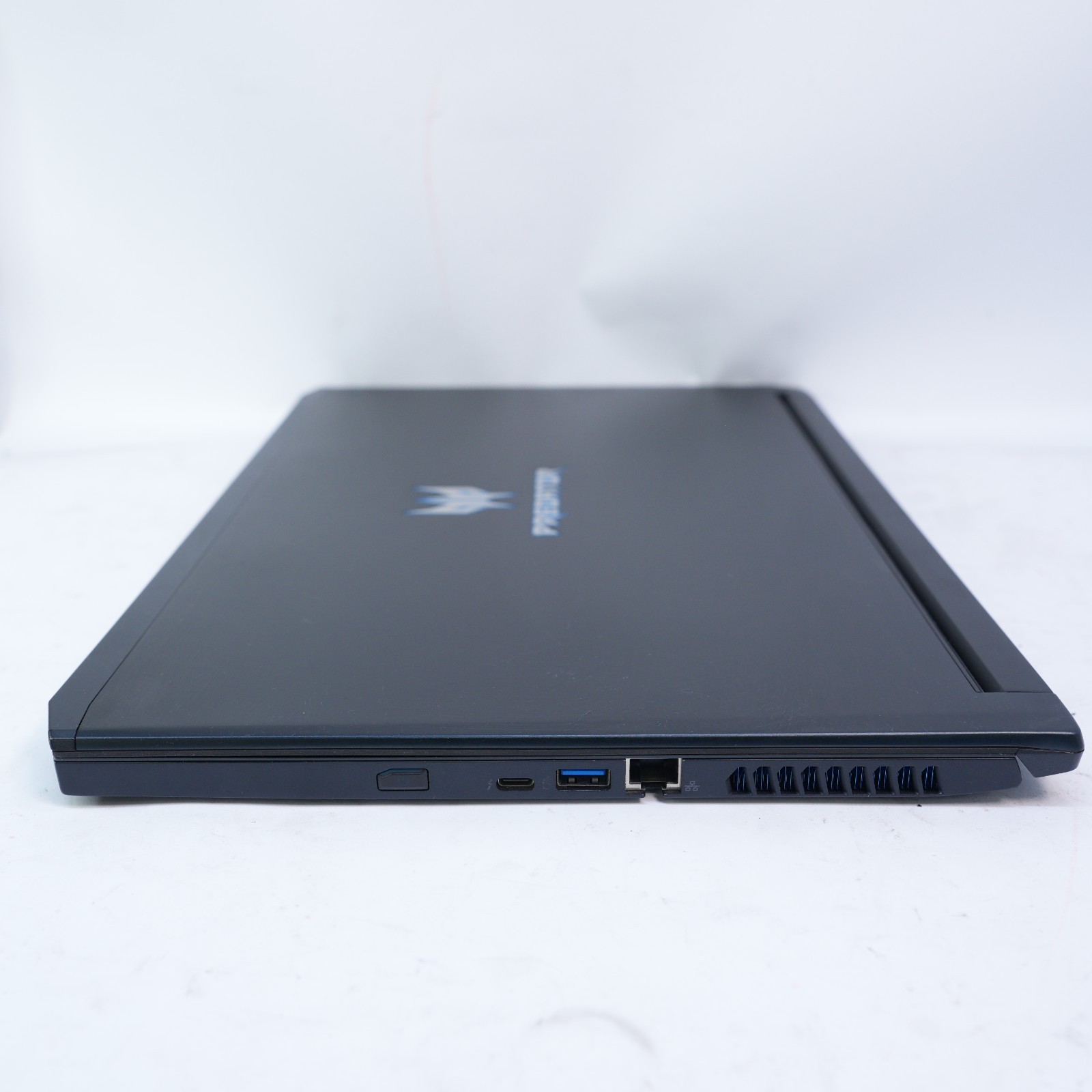 ACER PREDATOR PT715-51-732Q| i7-7700HQ, 32GB RAM, X2 256GB SSD | 1080 GPUT12-C8