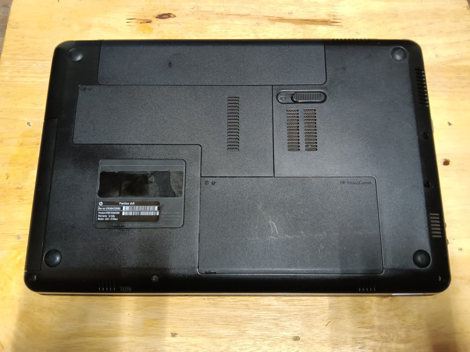 Hp Pavilion dv5-2134us/Amd Athlon P340 2.20/4gb/128gbSSD/Windows 10 ProWeb/14.5″