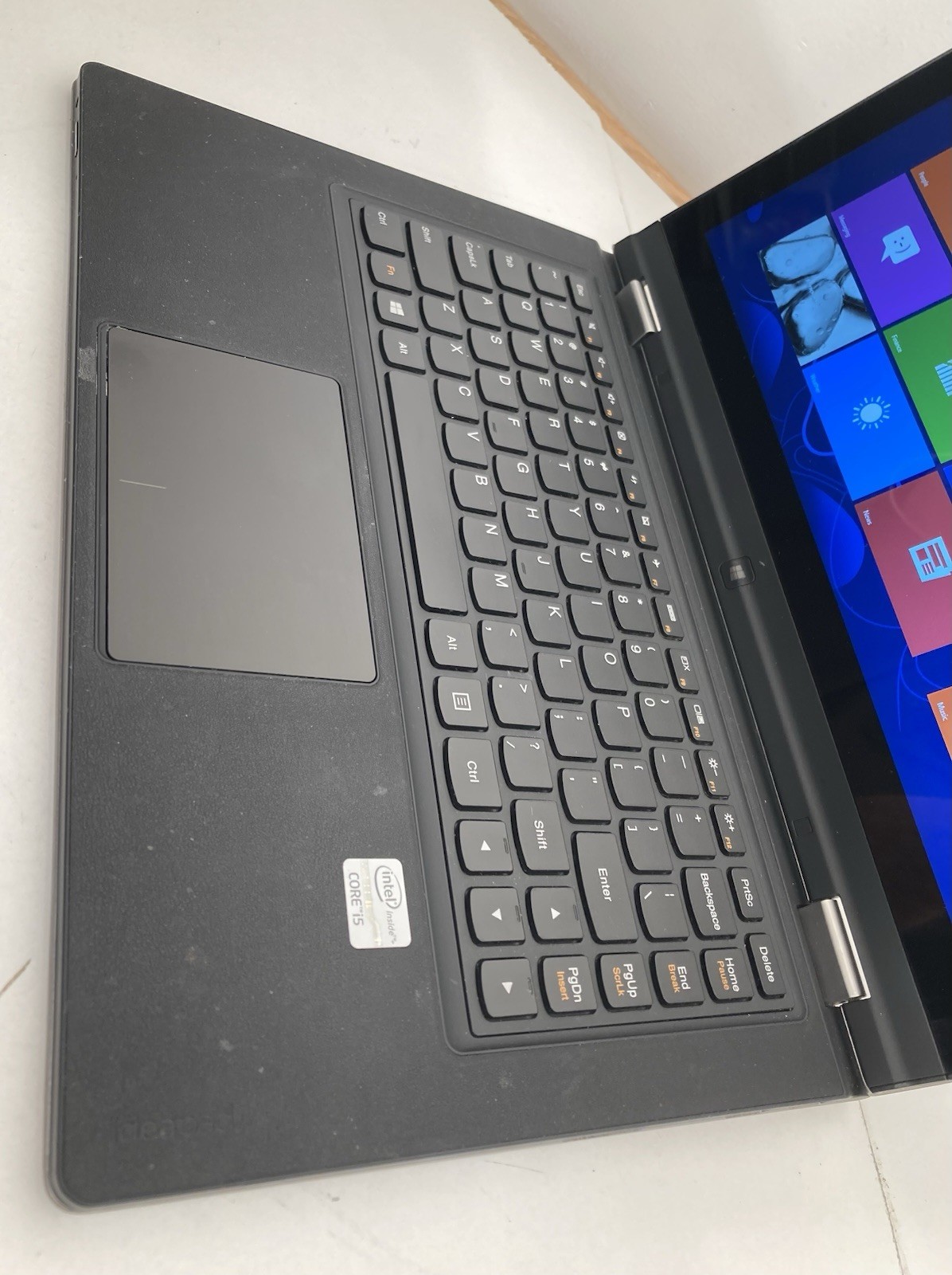 Lenovo IdeaPad Yoga 13 20175, 2-in-1 Laptop/Tablet /Vintage Retro Windows 8/SSD