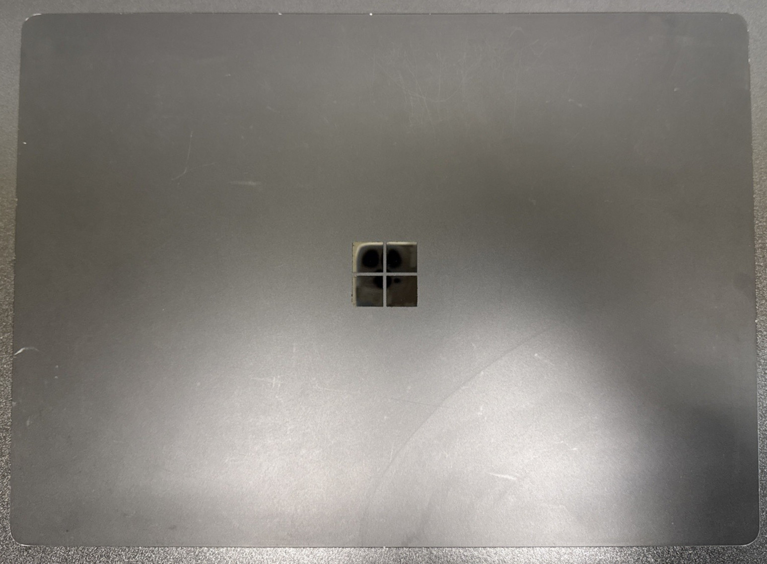 Microsoft Surface Laptop 3 | 15″| i5-1035G7 | 16GB RAM | 256GB | Win 11